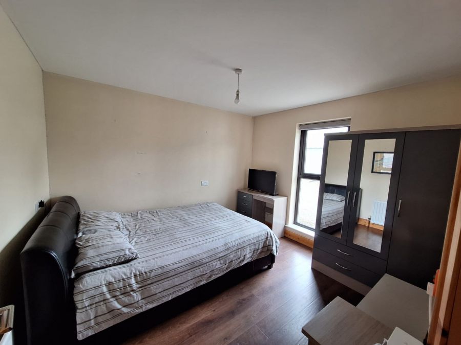 63a Churchfield Road
