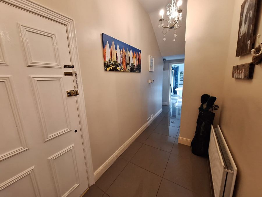 Apartment 1, 34 North Street