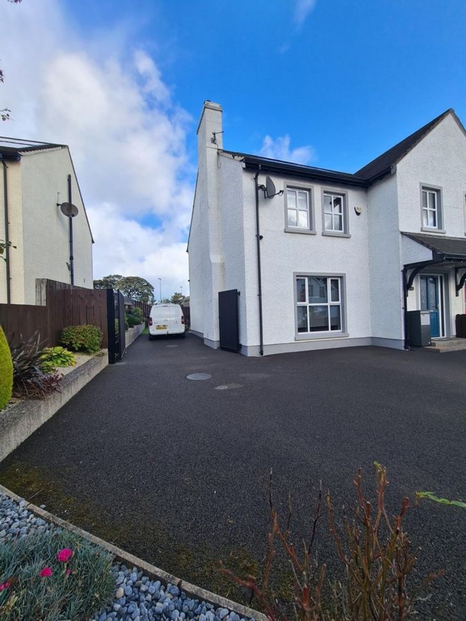16 Whitehall Grange