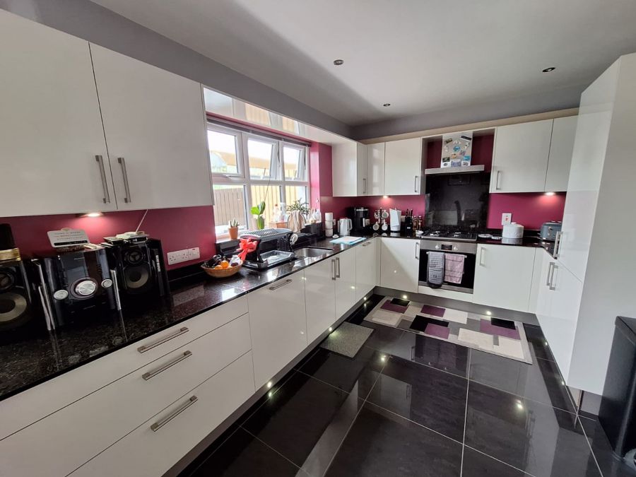 16 Whitehall Grange 16 Whitehall Grange