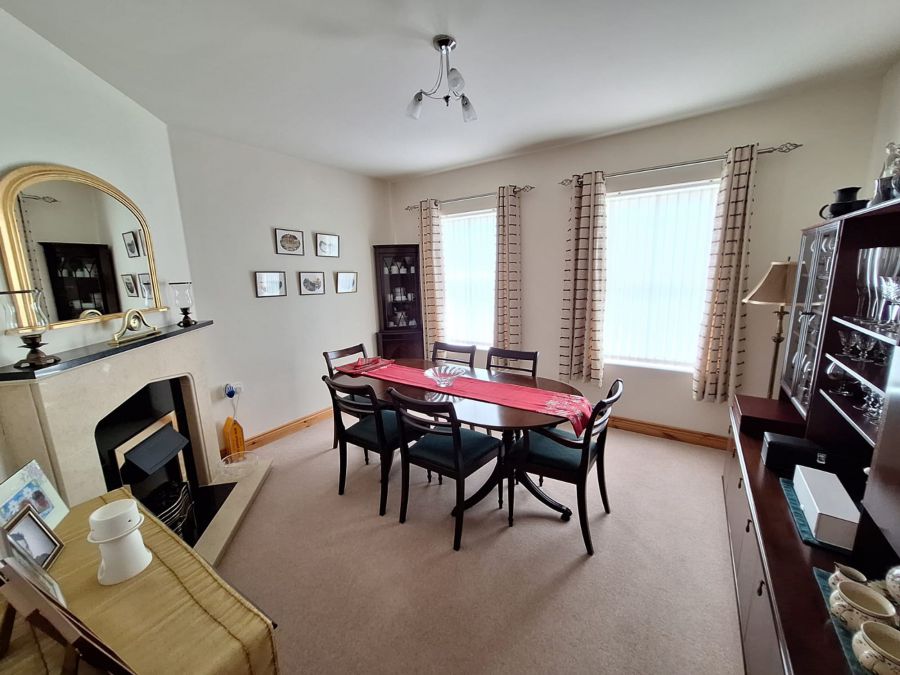 Kilbarchan House, 140 Moycraig Road