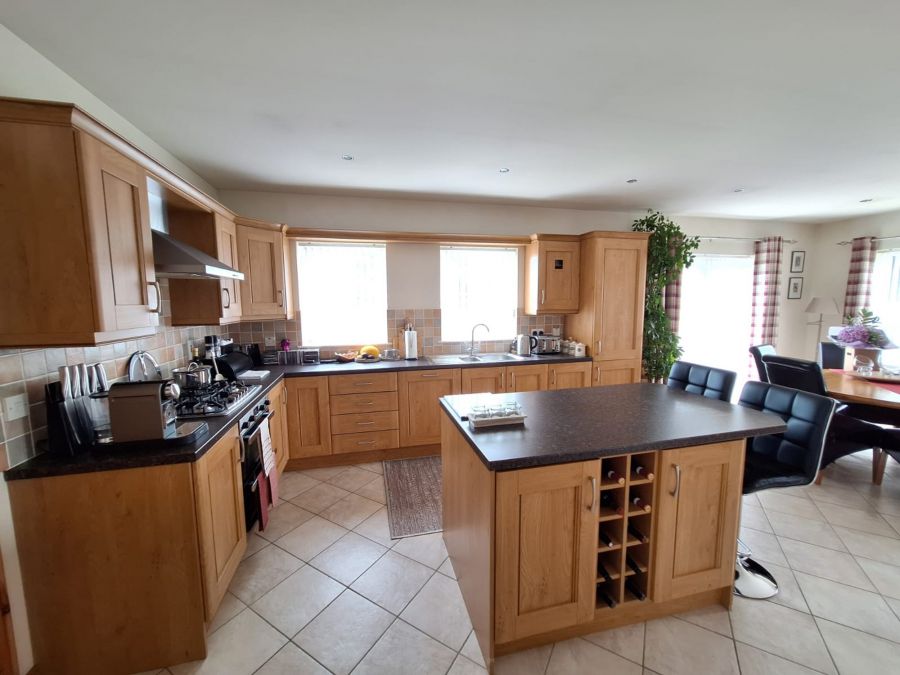 Kilbarchan House, 140 Moycraig Road