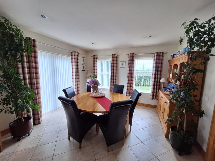 Kilbarchan House, 140 Moycraig Road