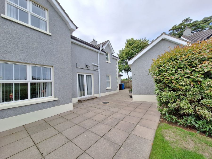 Kilbarchan House, 140 Moycraig Road