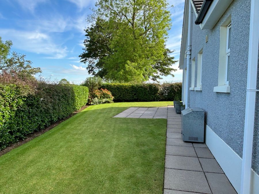 Kilbarchan House, 140 Moycraig Road