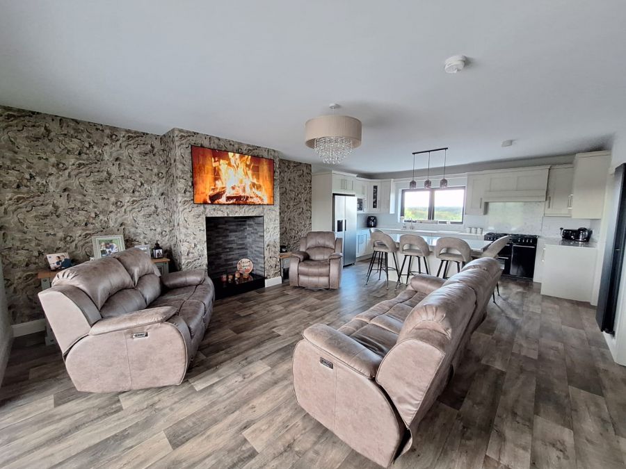 90 Ballykenver Road