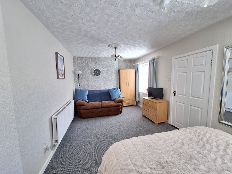 1 Portbraddan Road