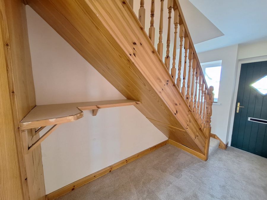 6 Caman Close