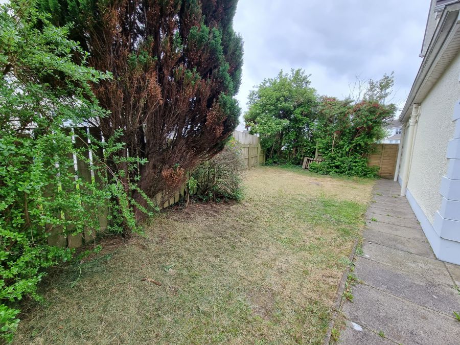 97 Gortamaddy Drive