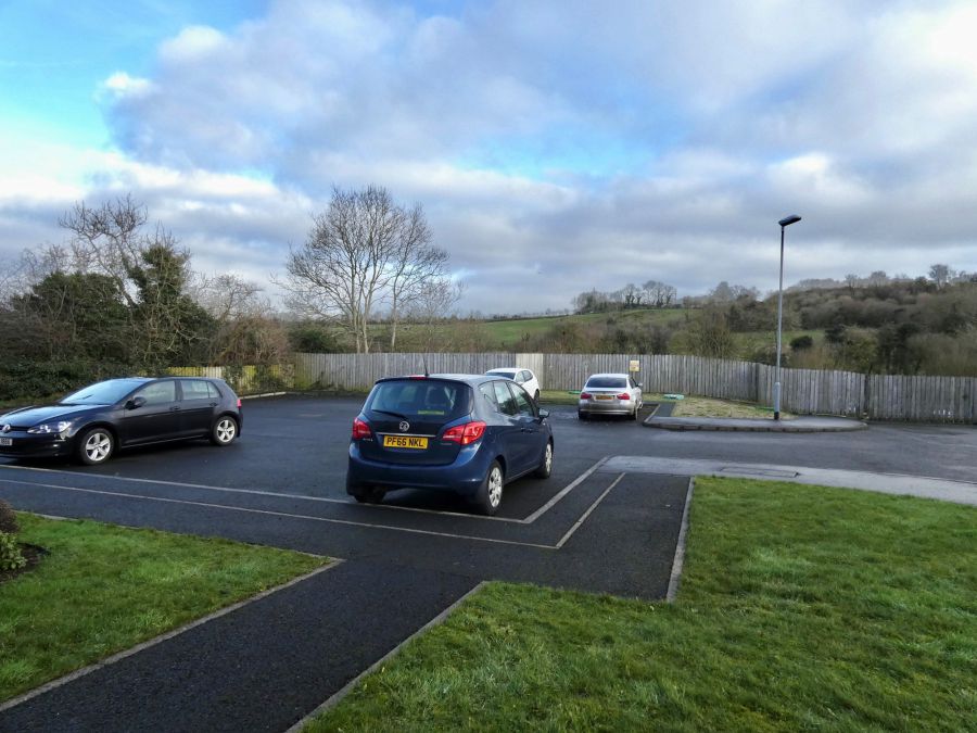 6 Bamford Court