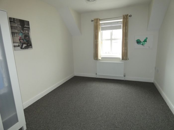 35 Nursery Avenue 35 Nursery Avenue