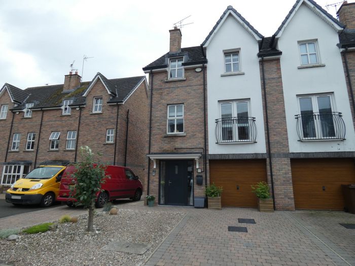 35 Nursery Avenue 35 Nursery Avenue