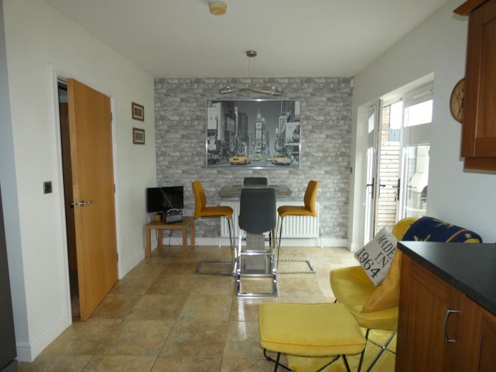 35 Nursery Avenue 35 Nursery Avenue