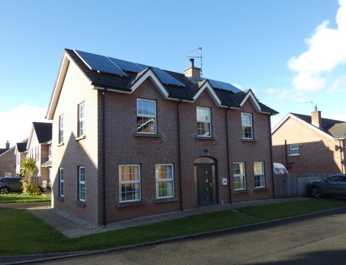 64 Millbrooke Manor