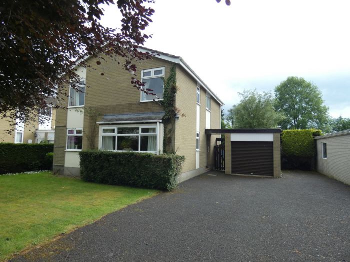 19 The Meadows 19 The Meadows