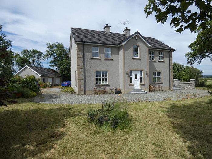 39 Lisnagat Road, ballymoney, BT53 8UL