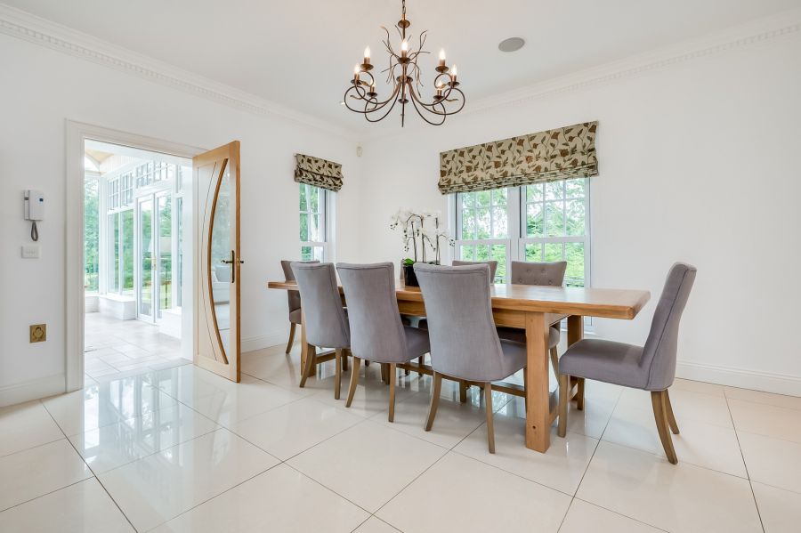 Gardenvale Manor, 60 Knockmore Road