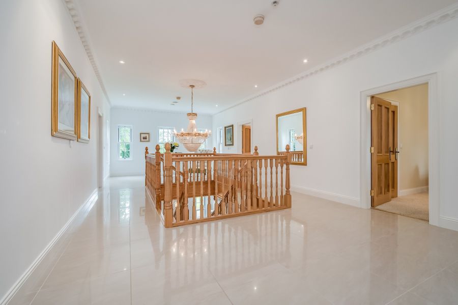 Gardenvale Manor, 60 Knockmore Road