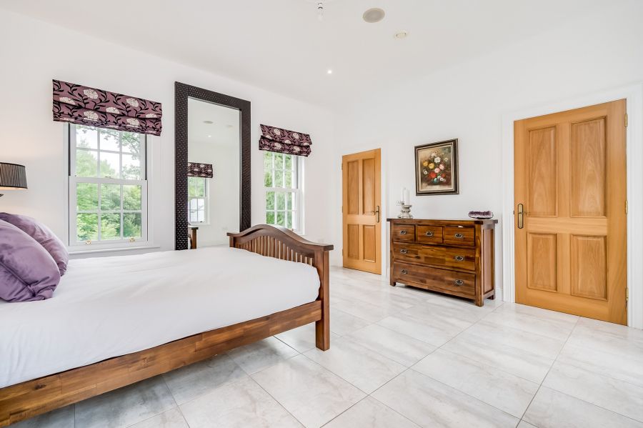 Gardenvale Manor, 60 Knockmore Road