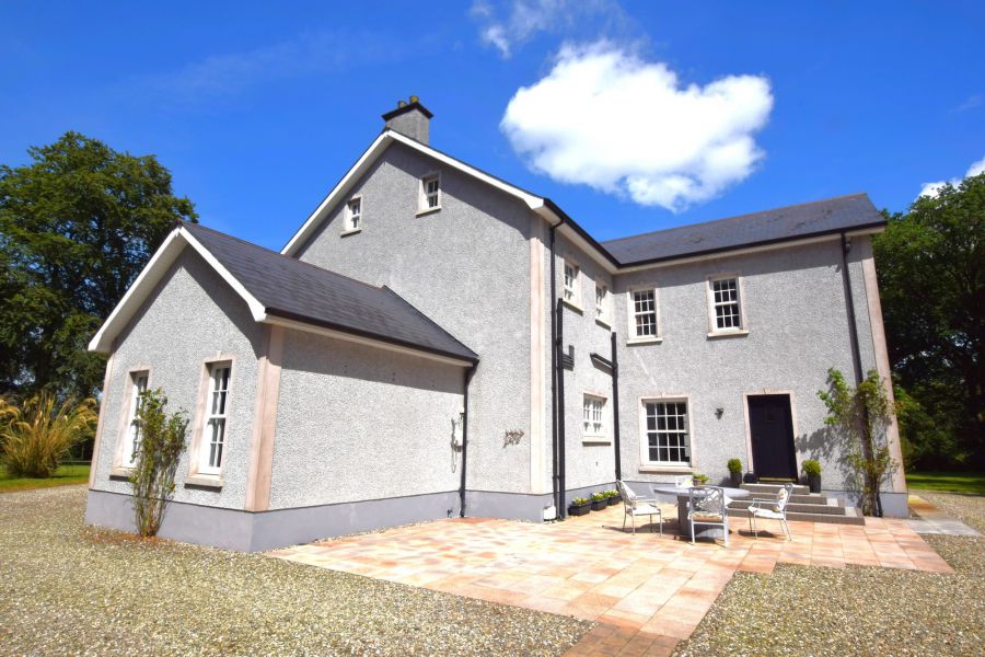 Gardenvale Manor, 60 Knockmore Road