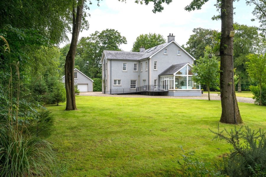 Gardenvale Manor, 60 Knockmore Road