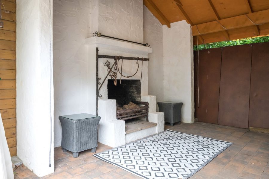 Gardenvale Manor, 60 Knockmore Road