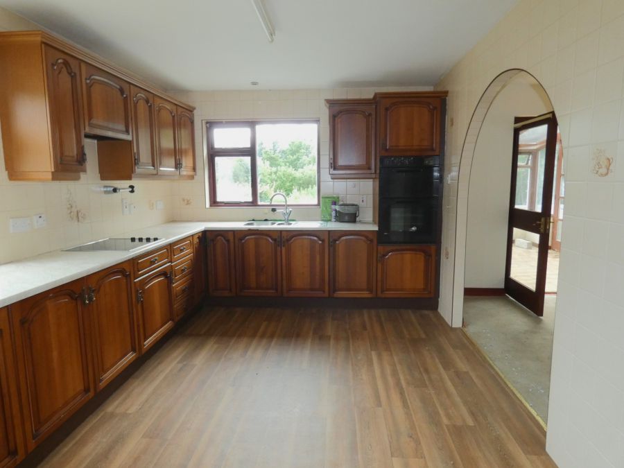 12 Lisconnan Road