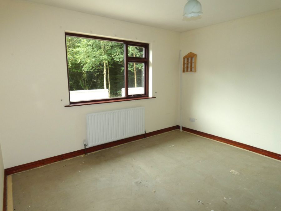 12 Lisconnan Road