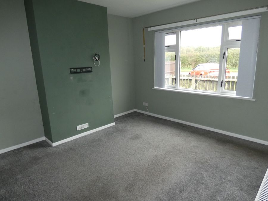76 Knock Road