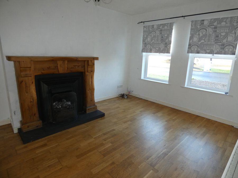 10  Castlehill Gardens