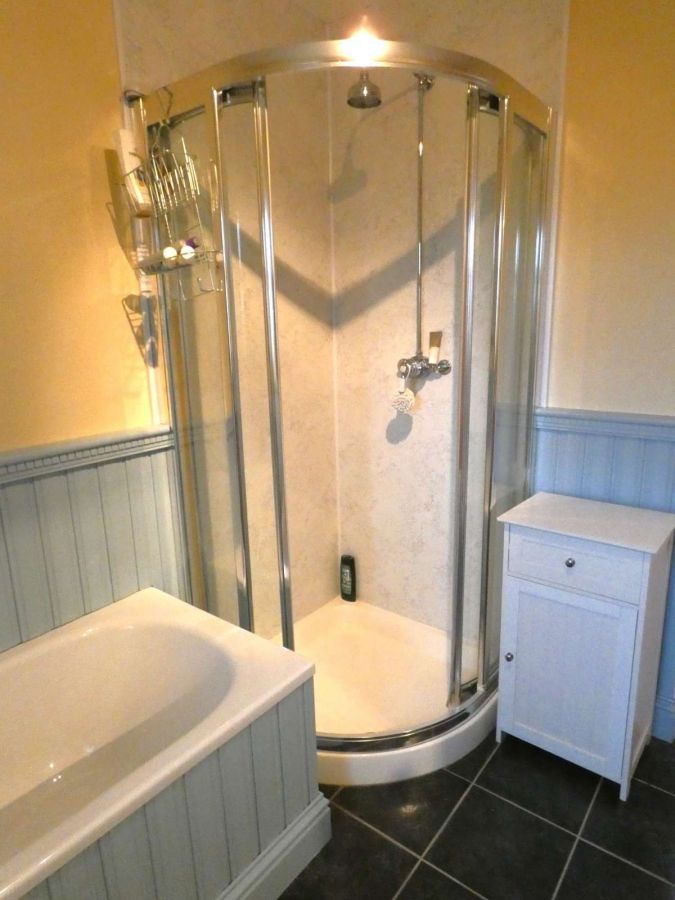 Carnfeogue Lodge , 156a Ballinlea Road