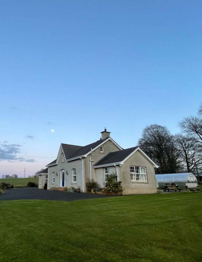 Carnfeogue Lodge , 156a Ballinlea Road
