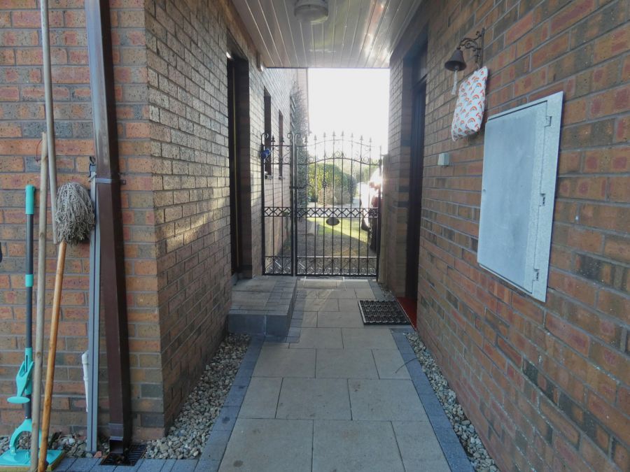 198 Seacon Road