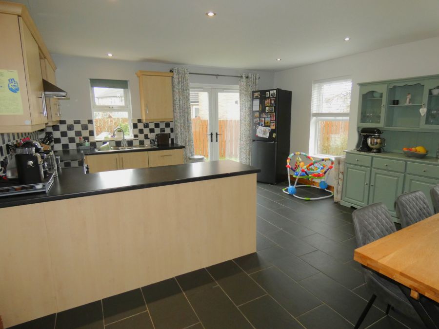 27 Knock Eden Avenue