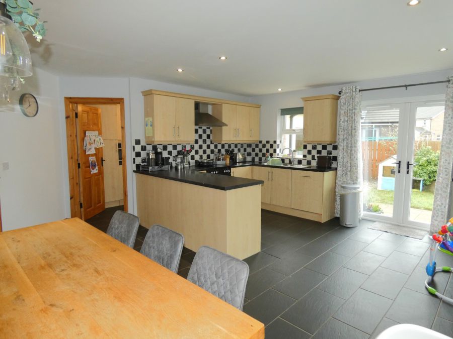 27 Knock Eden Avenue
