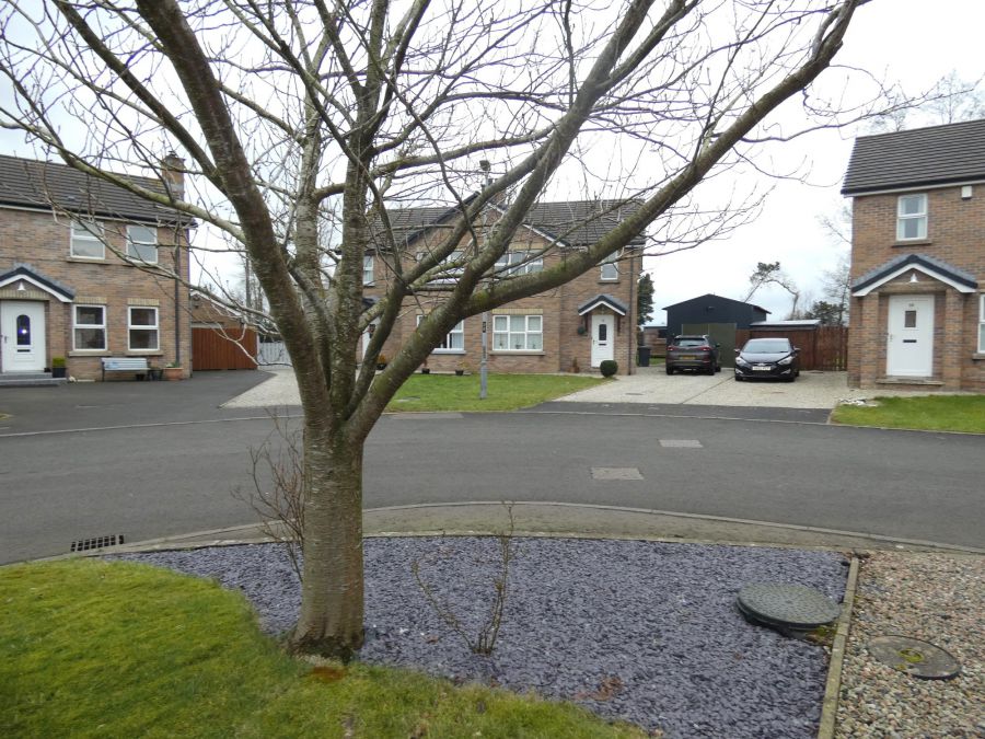 27 Knock Eden Avenue