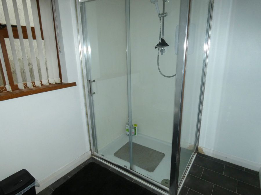 Clover Cottage, 20 Eastburn Crescent