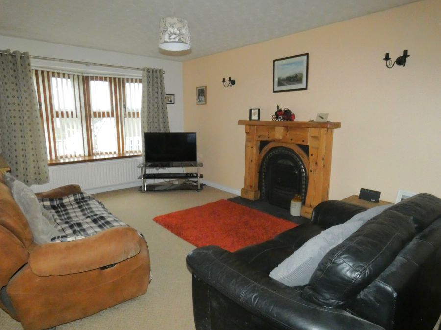 Clover Cottage, 20 Eastburn Crescent