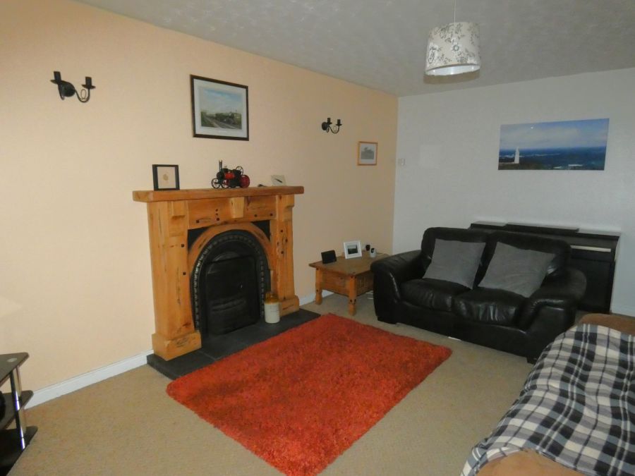 Clover Cottage, 20 Eastburn Crescent