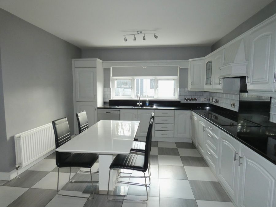 10 Coleraine Road