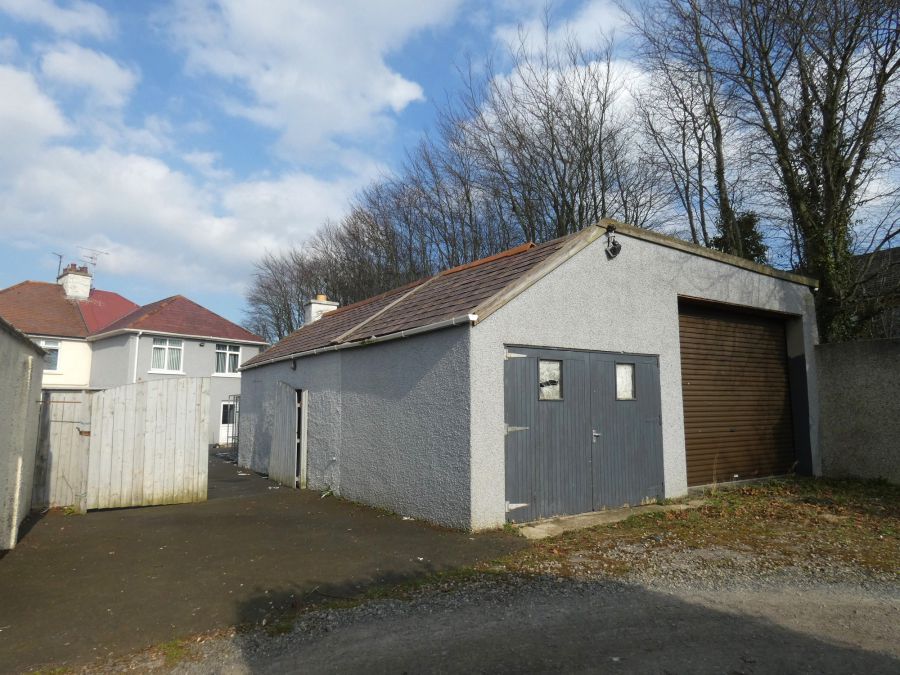 10 Coleraine Road