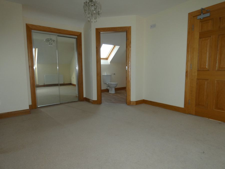 18 Edenmore Way