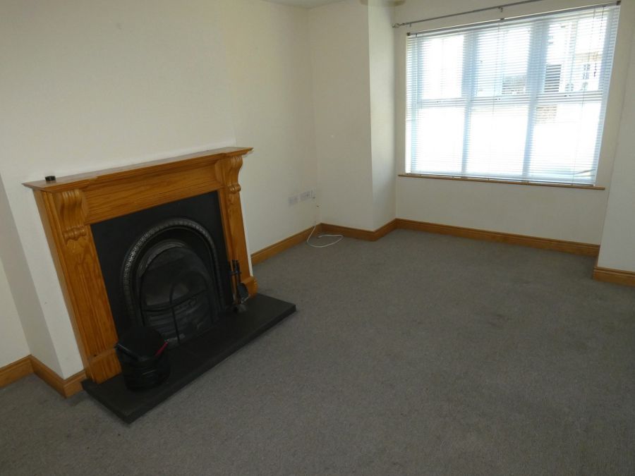 18 Edenmore Way