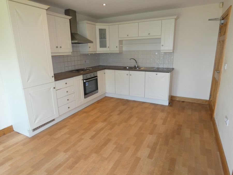 18 Edenmore Way