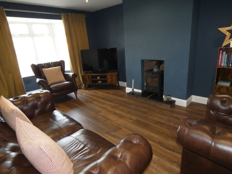 3 Oakley Park