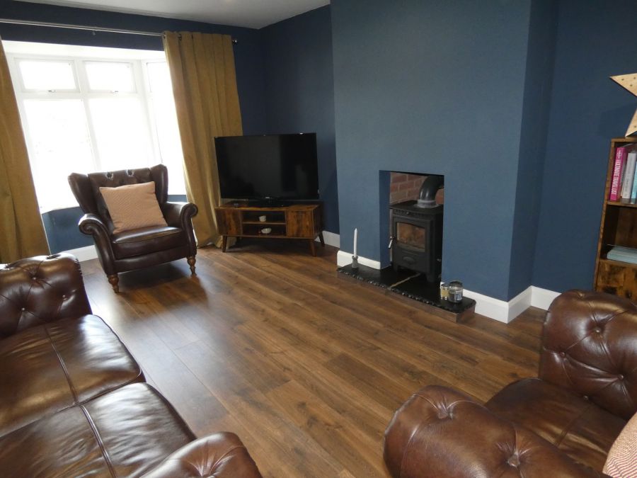 3 Oakley Park