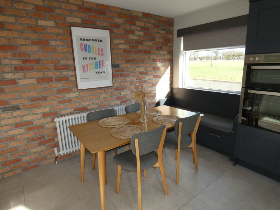 3 Oakley Park