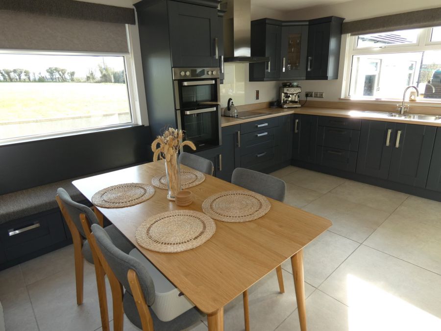 3 Oakley Park