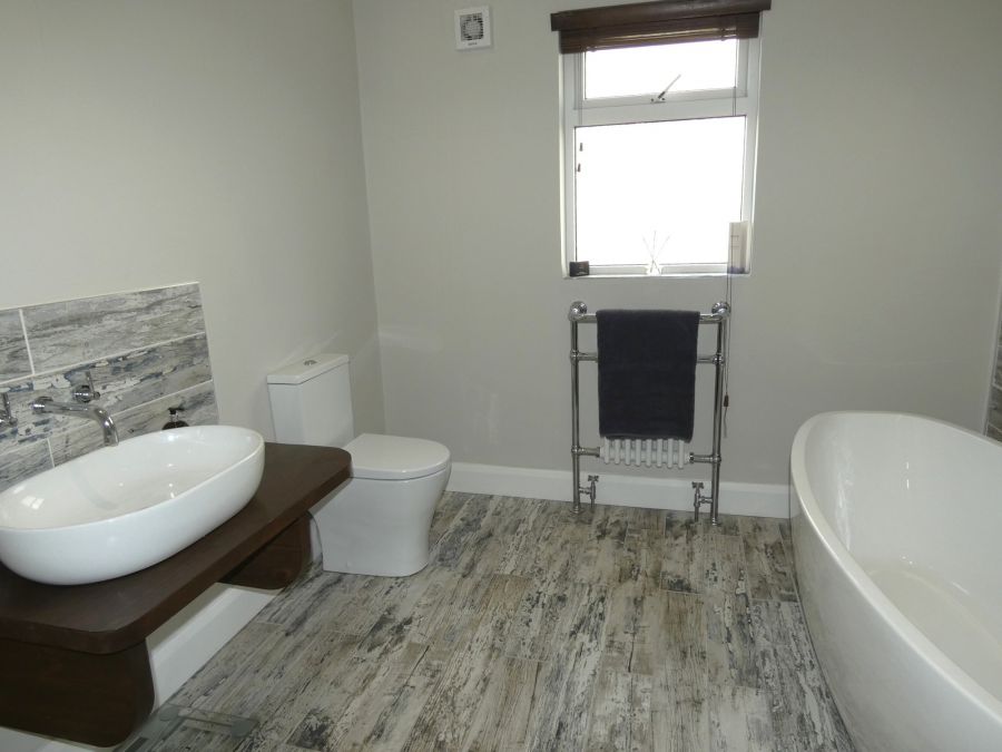 3 Oakley Park
