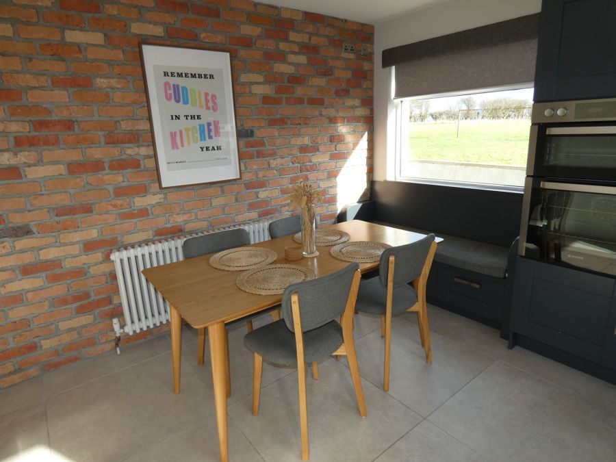 3 Oakley Park